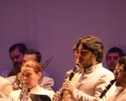 La Banda de Conciertos de San José es dirigida por Juan Bautista Loaiza 