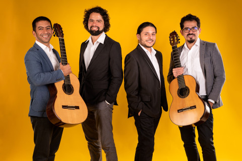 Música al Atardecer  Relatos de Artificio con el Cuarteto de Guitarras de Costa Rica. 
