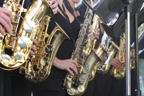El Ensamble de Saxofones es dirigido por Harold Guillén