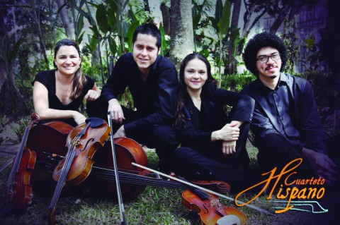 El Cuarteto Hispano está integrado por Eva Trigueros (Violín I), Grace Marín (Violín II), Naaman Muñoz (viola) y Rául Barreto (cello). 