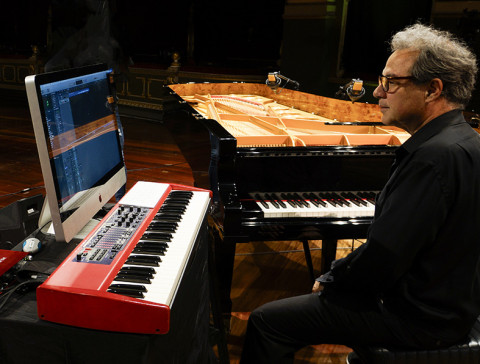 Teatro al Mediodía presenta al pianista José Chepe González