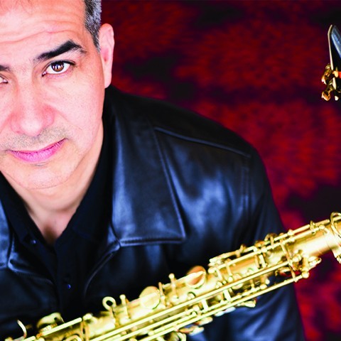 El saxofonista, investigador y pedagogo Javier Valerio, es ampliamente reconocido como uno de los pioneros y líderes del saxofón clásico en América Latina.