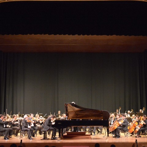 III Concierto de Temporada de la Orquesta Sinfónica Nacional. Director invitado John Nelso  y el panista taiwanés – estadounidense Steven Lin,